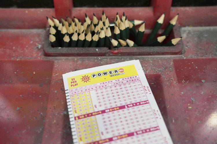 Holiday weekend Powerball drawing worth $1B